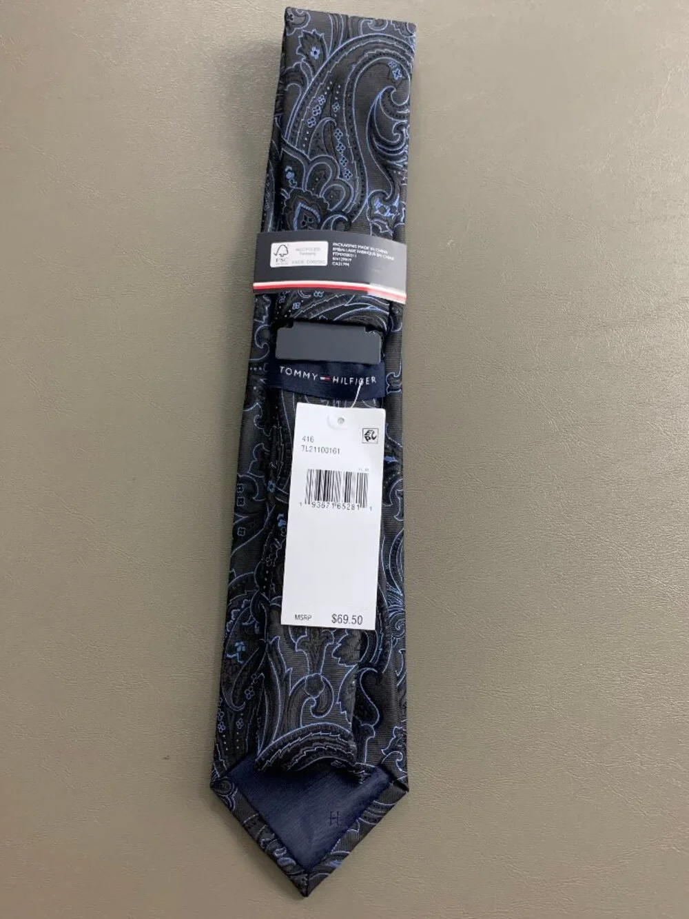 Tommy Hilfiger Men's 3'' Silk Blend Neck Tie, Black Blue Ferris Paisley